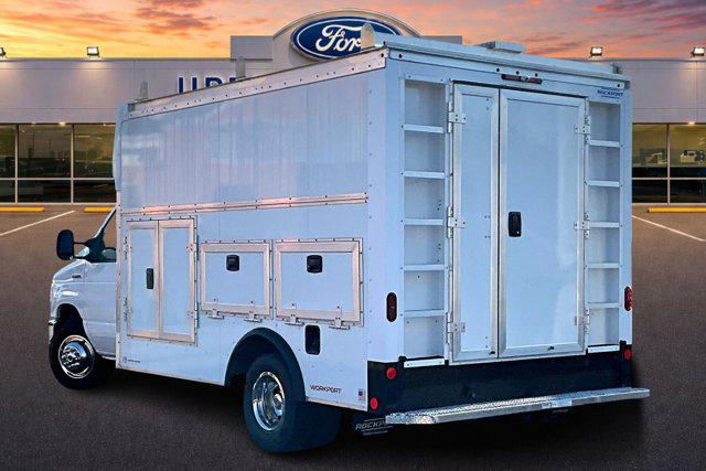 2026 Ford E-350 Cutaway Unknown