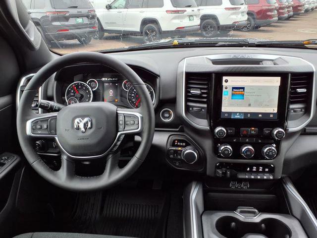2025 Ram 1500 Big Horn Crew Cab 4x4 5'7" Box