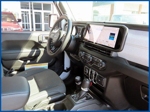 2025 Jeep Wrangler 4-Door Summit 4x4