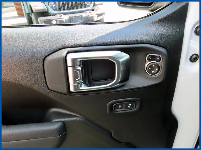 2025 Jeep Wrangler 4-Door Summit 4x4
