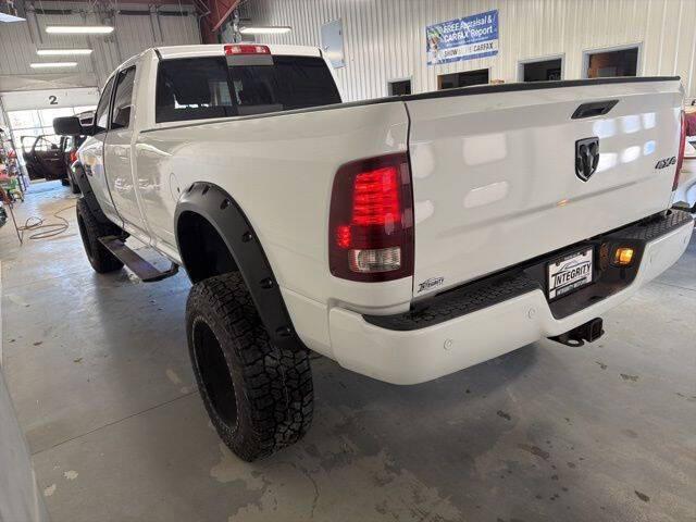 2017 Ram 2500 Laramie Crew Cab 4x4 8' Box