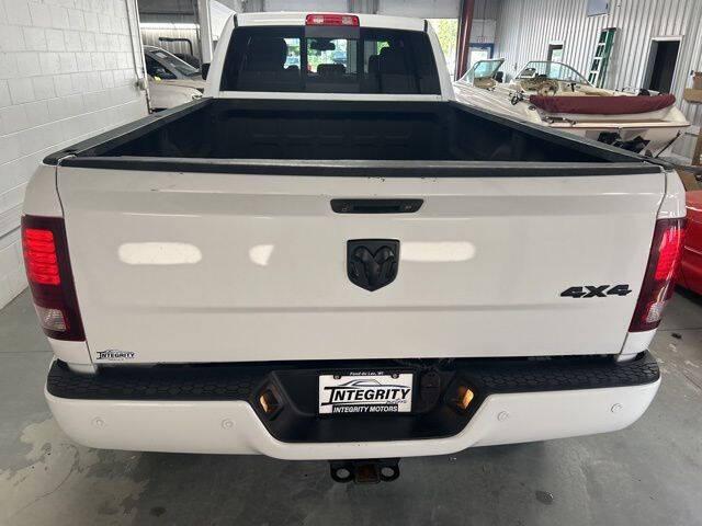 2017 Ram 2500 Laramie Crew Cab 4x4 8' Box