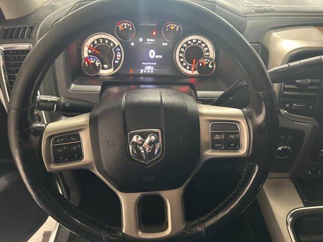 2017 Ram 2500 Laramie Crew Cab 4x4 8' Box