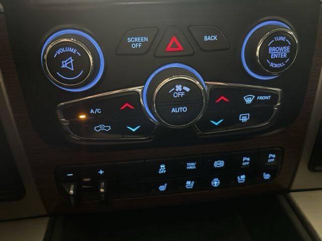 2017 Ram 2500 Laramie Crew Cab 4x4 8' Box