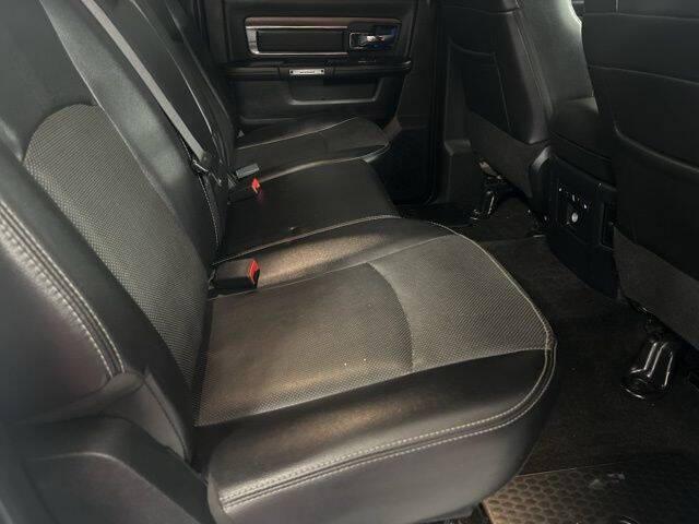 2017 Ram 2500 Laramie Crew Cab 4x4 8' Box