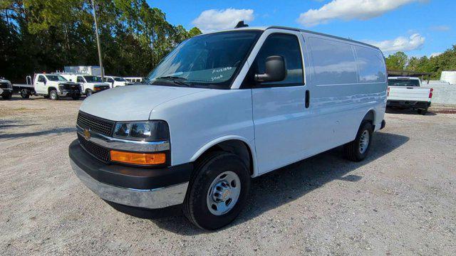 2025 Chevrolet Express Cargo Van RWD 2500 Regular Wheelbase WT