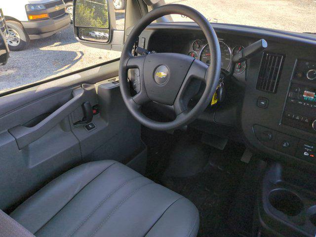 2025 Chevrolet Express Cargo Van RWD 2500 Regular Wheelbase WT