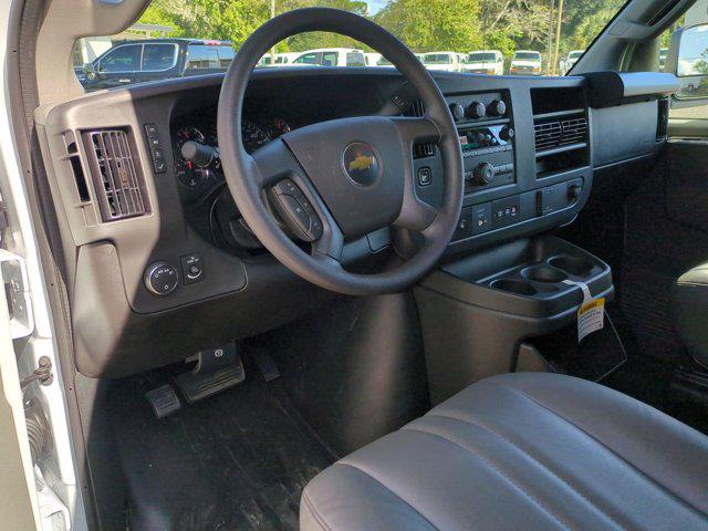 2025 Chevrolet Express Cargo Van RWD 2500 Regular Wheelbase WT