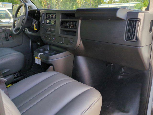 2025 Chevrolet Express Cargo Van RWD 2500 Regular Wheelbase WT