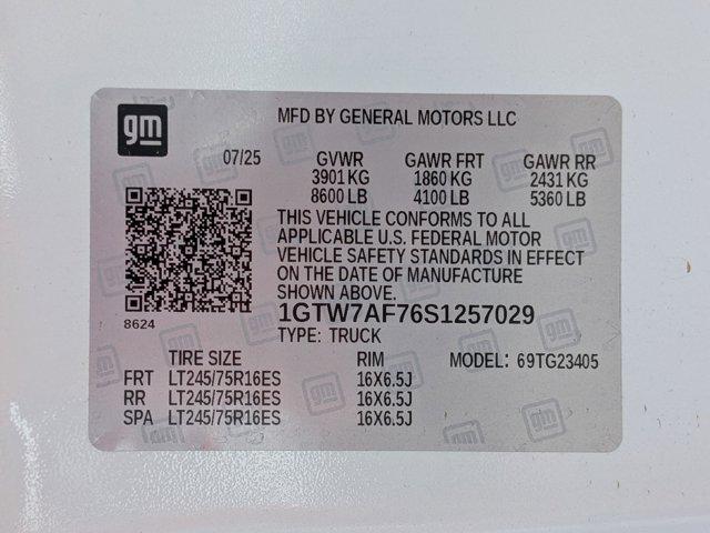2025 GMC Savana Cargo RWD 2500 Regular Wheelbase Work Van