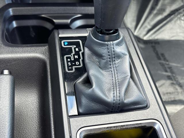 2022 Toyota Tacoma SR V6