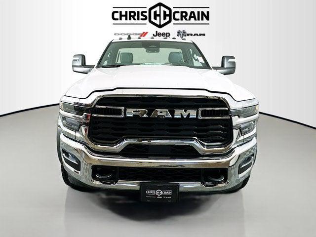 2026 RAM Ram 5500 Chassis Cab RAM 5500 TRADESMAN CHASSIS REGULAR CAB 4X4 84 CA 2026 RAM Ram 5500 Chassis Cab RAM 5500 TRADESMAN CHASSIS REGULAR CAB 4X4 84 CA