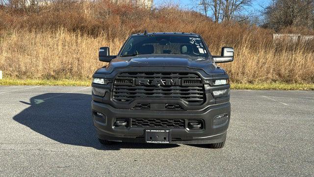 2026 RAM 3500 Chassis RAM 3500 TRADESMAN CREW CAB CHASSIS 4X4 60 CA