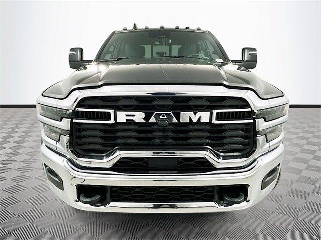 2026 RAM Ram 4500 Chassis Cab RAM 4500 BIG HORN CHASSIS CREW CAB 4X4 60 CA 2026 RAM Ram 4500 Chassis Cab RAM 4500 BIG HORN CHASSIS CREW CAB 4X4 60 CA