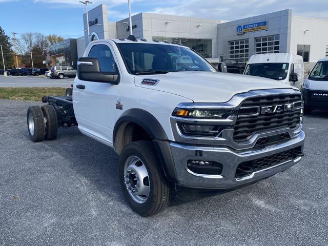 2026 RAM Ram 5500 Chassis Cab RAM 5500 TRADESMAN CHASSIS REGULAR CAB 4X4 84 CA 2026 RAM Ram 5500 Chassis Cab RAM 5500 TRADESMAN CHASSIS REGULAR CAB 4X4 84 CA