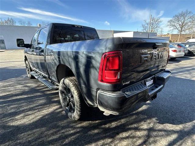 2026 Ram 3500 Big Horn Crew Cab 4x4 6'4" Box
