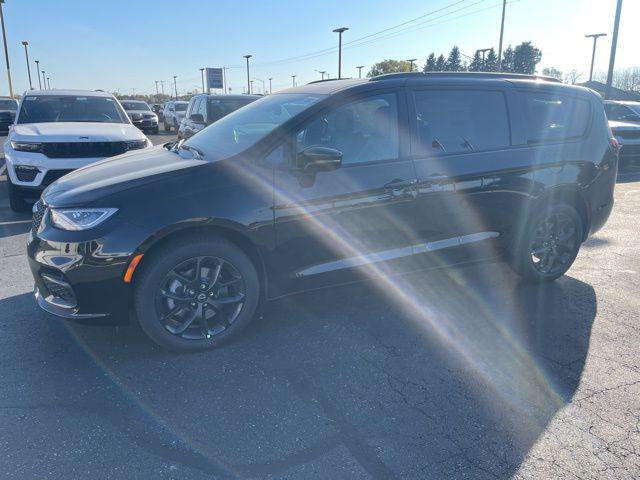 2026 Chrysler Pacifica PACIFICA SELECT AWD 2026 Chrysler Pacifica PACIFICA SELECT AWD