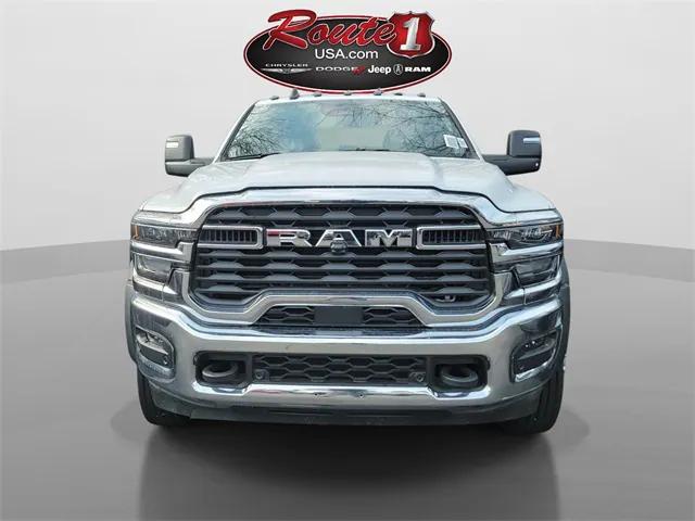 2026 RAM Ram 5500 Chassis Cab RAM 5500 TRADESMAN CHASSIS CREW CAB 4X4 84 CA