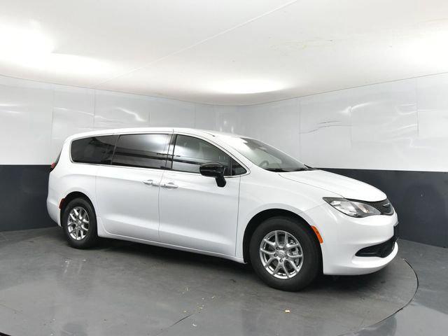 2026 Chrysler Voyager VOYAGER LX