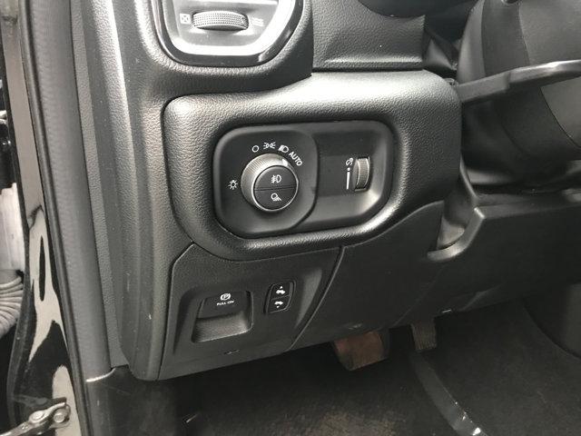 2022 RAM 1500 Big Horn Crew Cab 4x4 57 Box