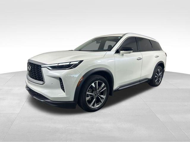 2022 INFINITI QX60 LUXE AWD