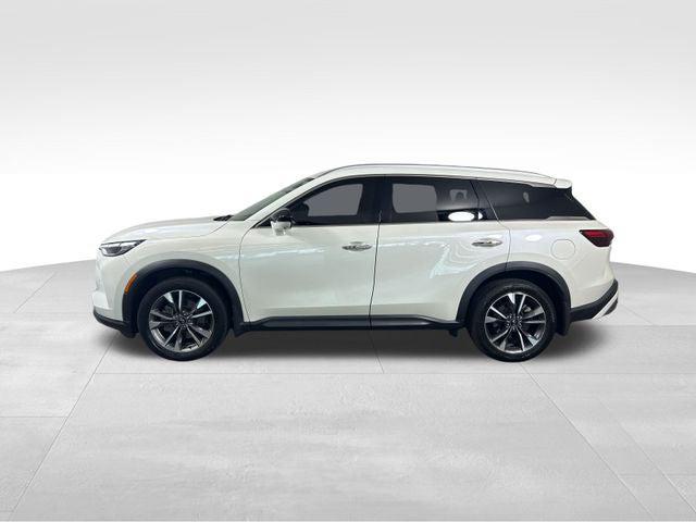 2022 INFINITI QX60 LUXE AWD