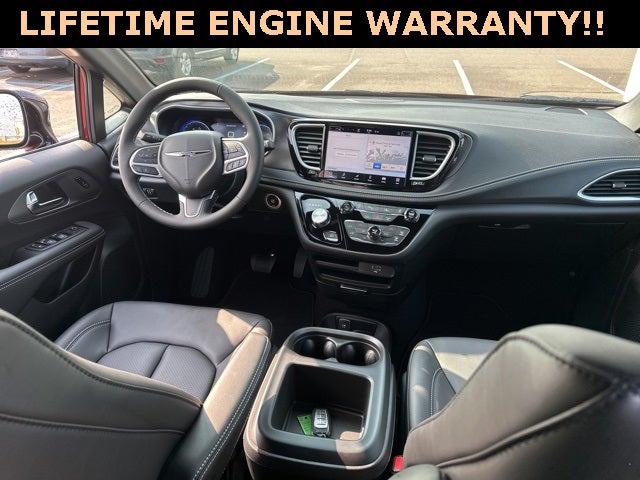 2026 Chrysler Pacifica PACIFICA SELECT AWD