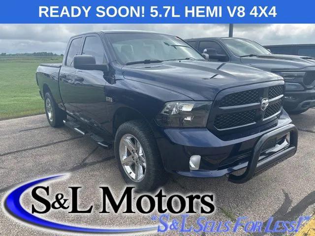 2017 RAM 1500 Express Quad Cab 4x4 64 Box