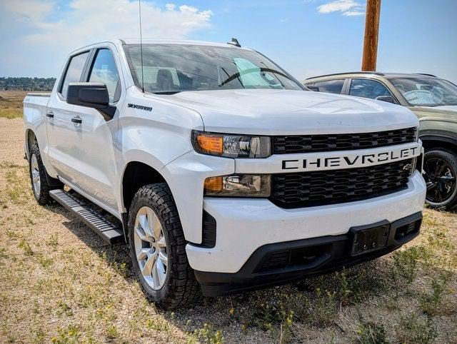 2021 Chevrolet Silverado 1500 4WD Crew Cab Short Bed Custom