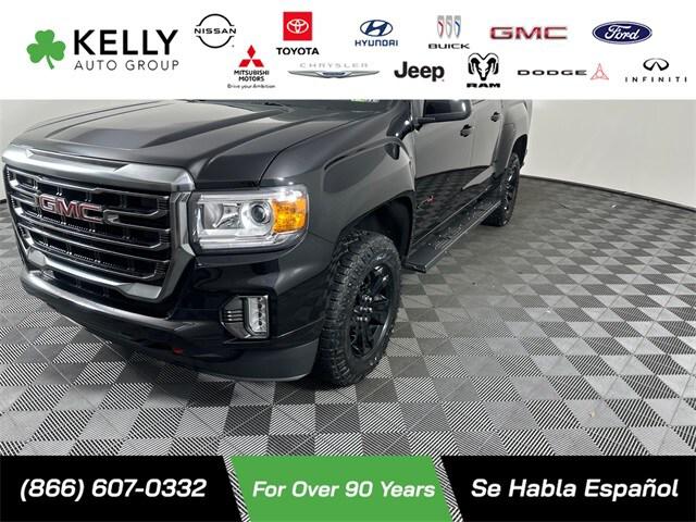 2022 GMC Canyon 4WD Crew Cab Short Box AT4 - Leather