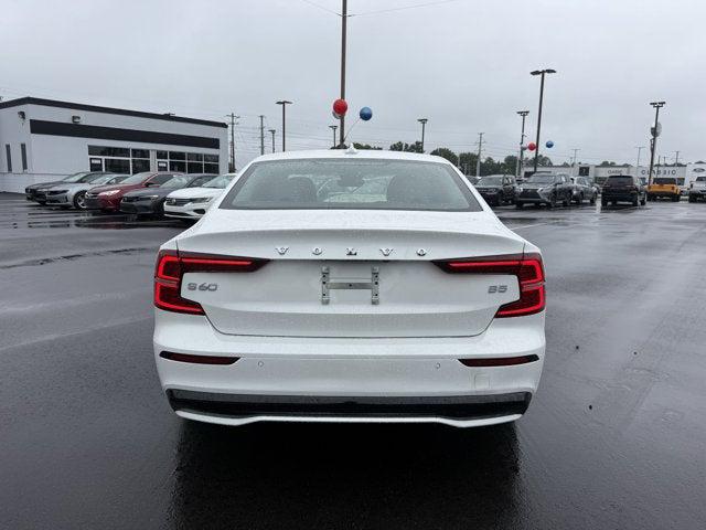 2024 Volvo S60 B5 Core Dark Theme