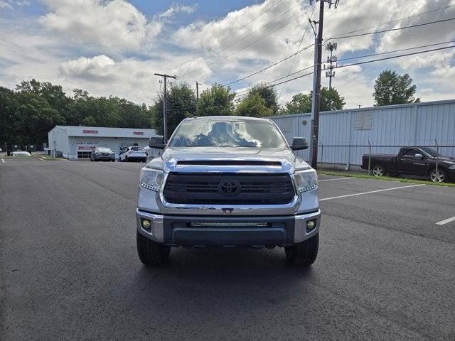 2017 Toyota Tundra SR5 5.7L V8 2017 Toyota Tundra SR5 5.7L V8
