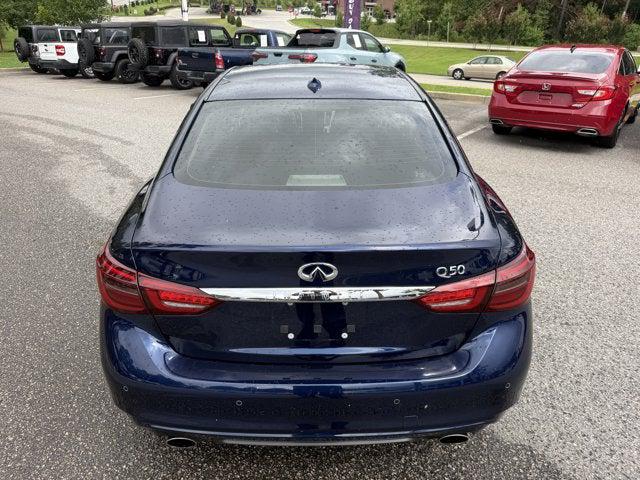 2022 INFINITI Q50 LUXE