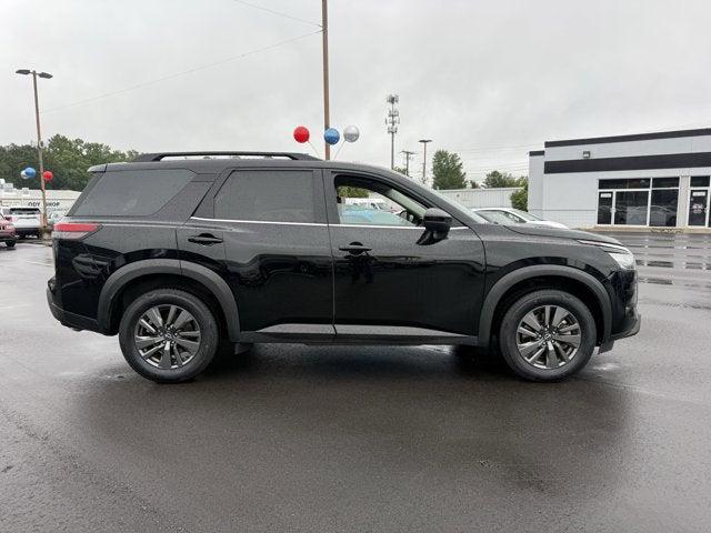 2024 Nissan Pathfinder SV FWD