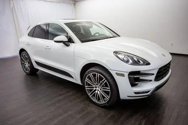 2015 Porsche Macan Turbo