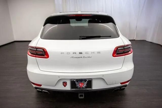 2015 Porsche Macan Turbo
