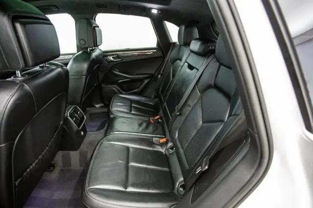 2015 Porsche Macan Turbo