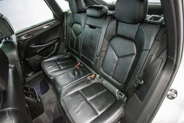 2015 Porsche Macan Turbo