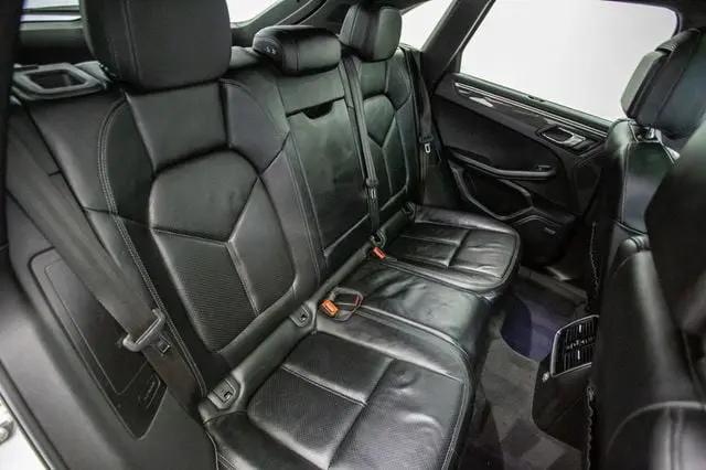 2015 Porsche Macan Turbo