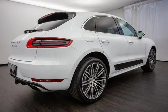 2015 Porsche Macan Turbo