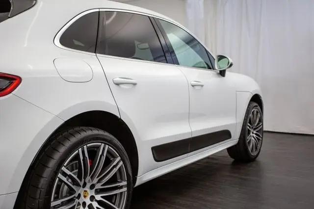 2015 Porsche Macan Turbo