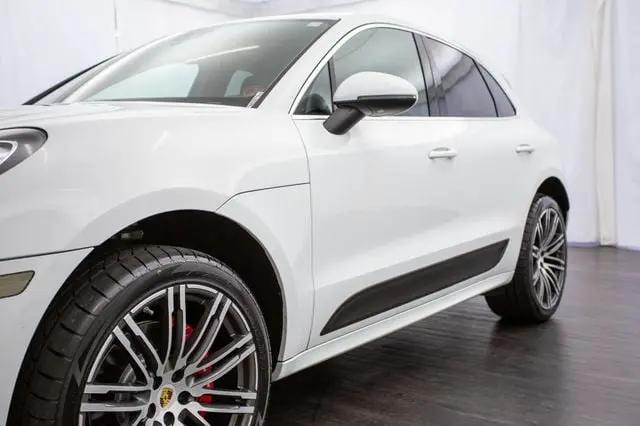 2015 Porsche Macan Turbo