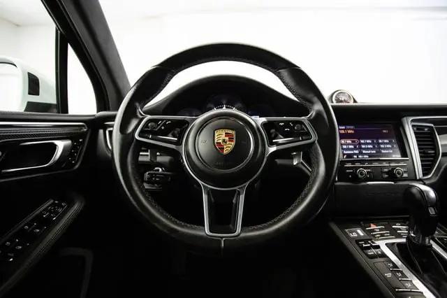 2015 Porsche Macan Turbo