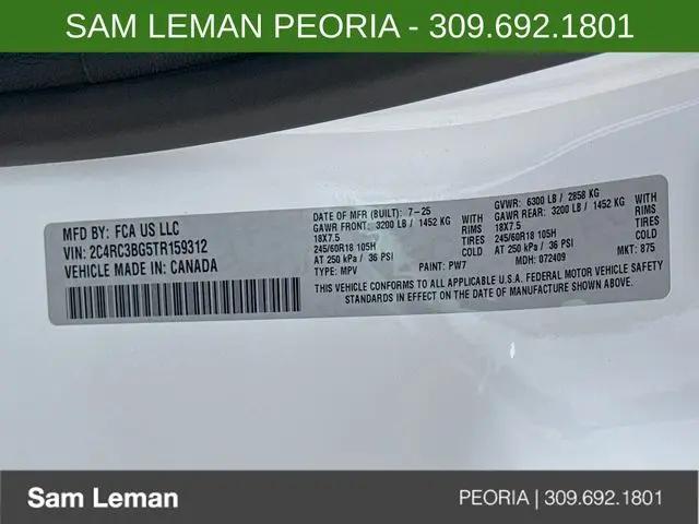 2026 Chrysler Pacifica Select