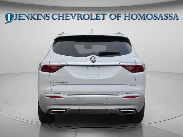 2023 Buick Enclave Essence FWD