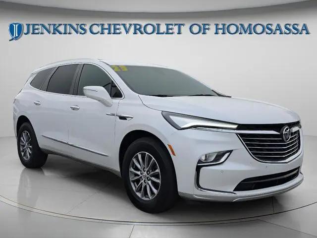 2023 Buick Enclave Essence FWD