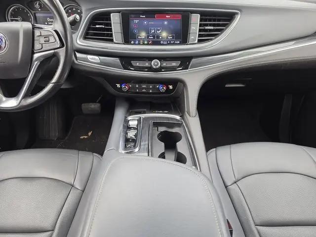 2023 Buick Enclave Essence FWD