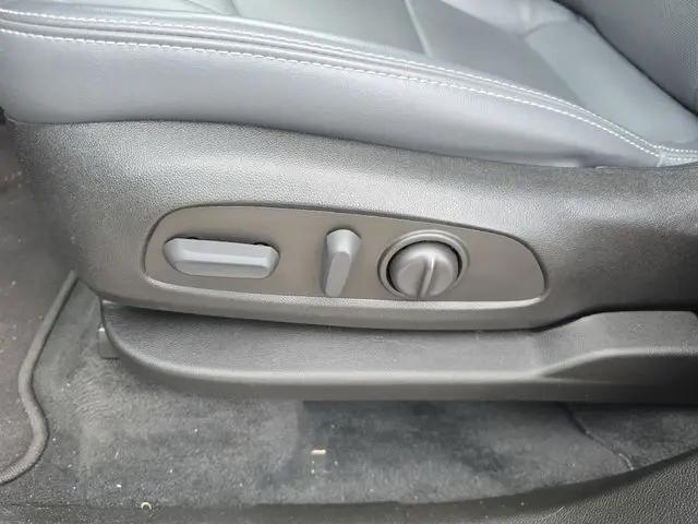 2023 Buick Enclave Essence FWD