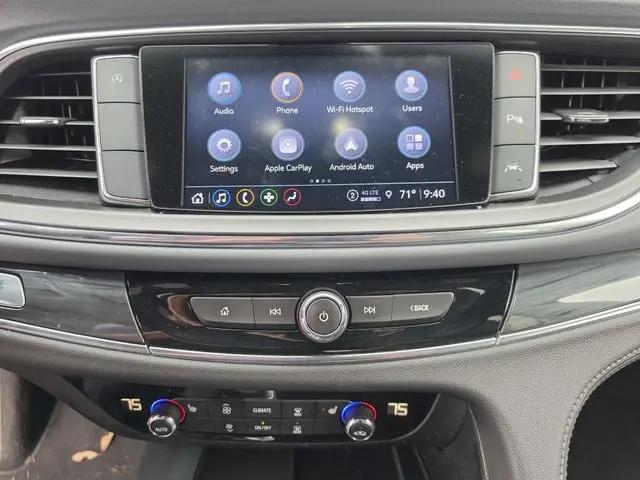 2023 Buick Enclave Essence FWD