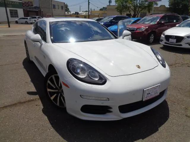 2015 Porsche Panamera 4S Executive